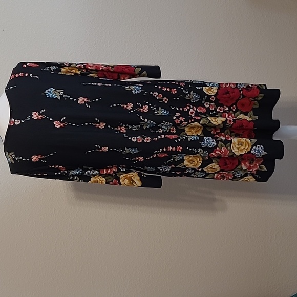 Comfortable Knee Length Dress M - Picture 5 of 8